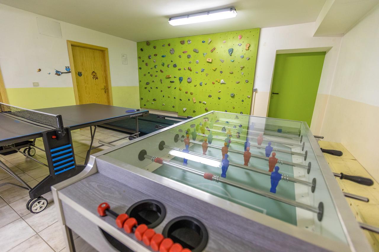 Mountain Living Apartments San Valentino alla Muta Exterior photo