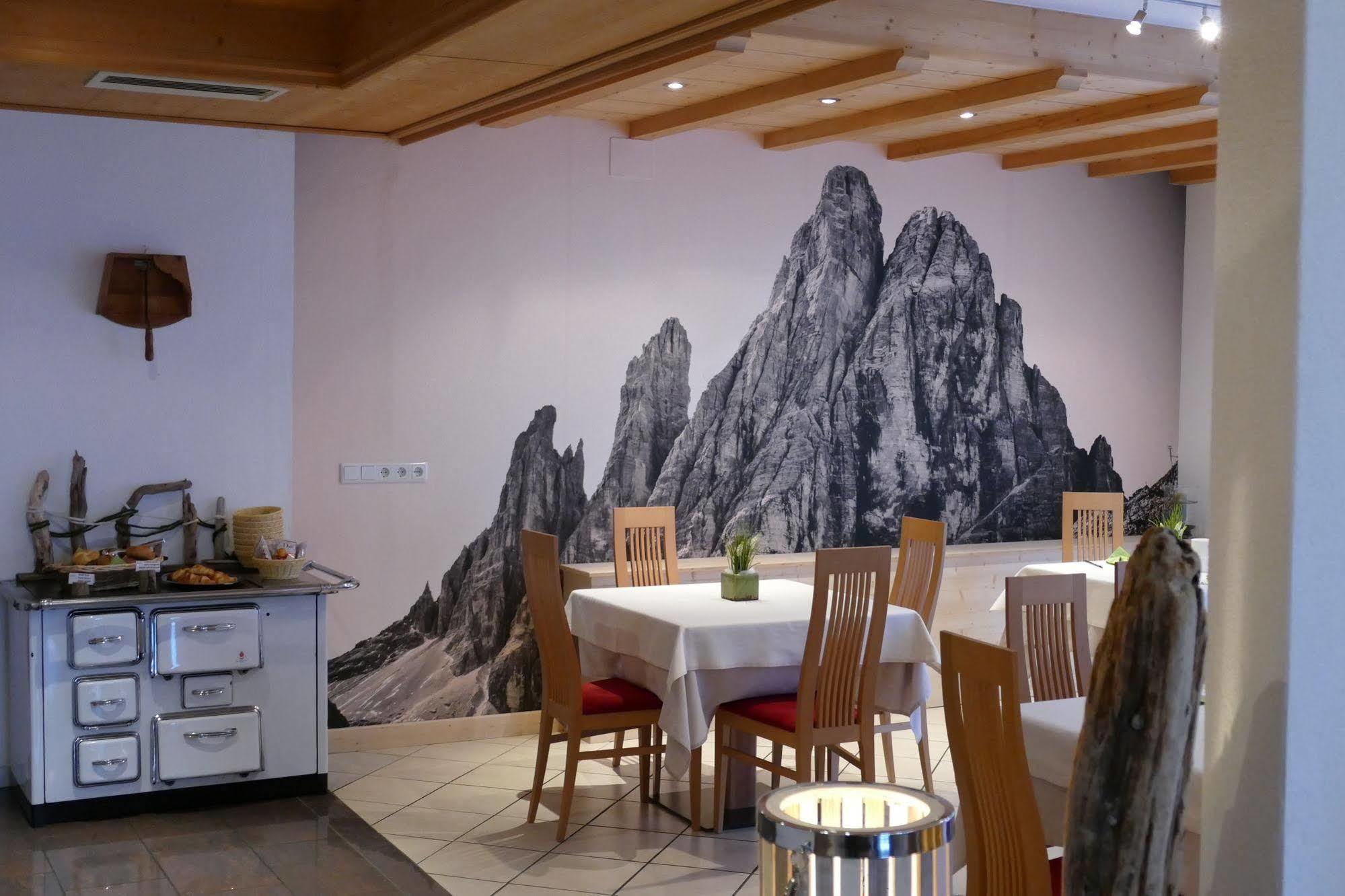 Mountain Living Apartments San Valentino alla Muta Exterior photo